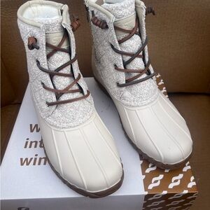 STQ Waterproof Stylish Cream Winter Duck Boots